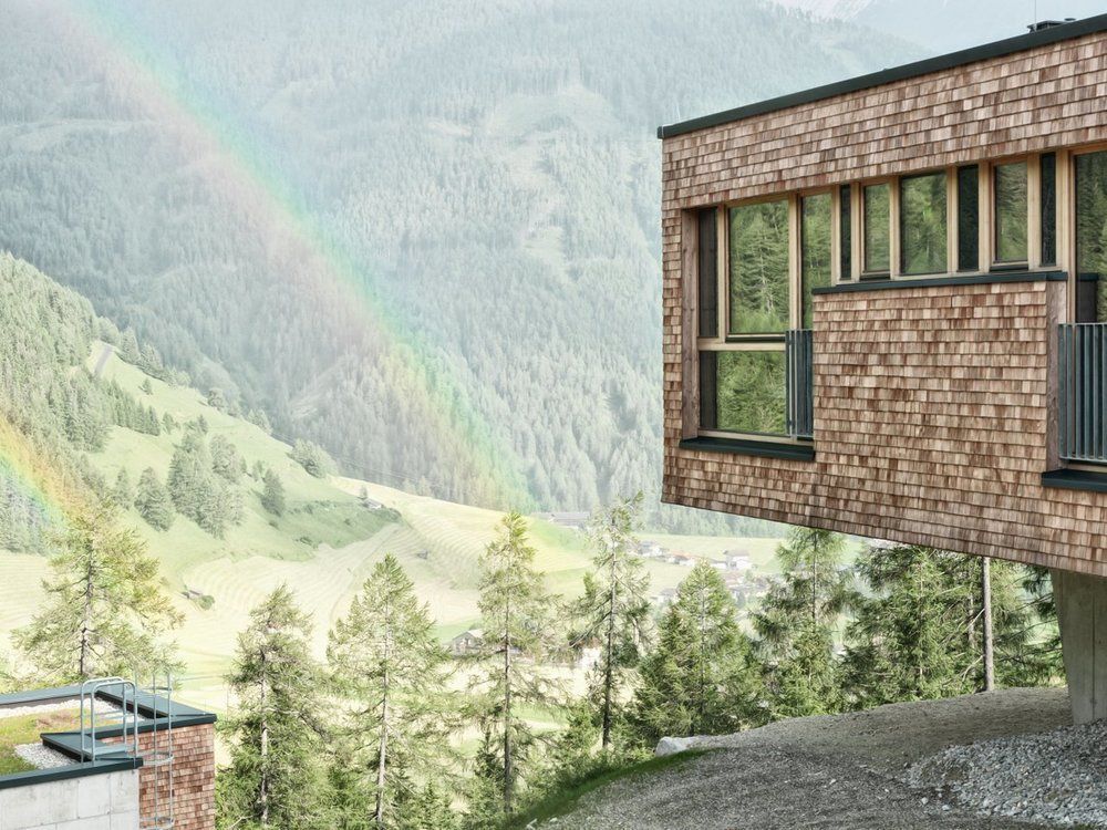 Gradonna Mountain Resort Chalets & Hotel Kals am Grossglockner Exterior photo